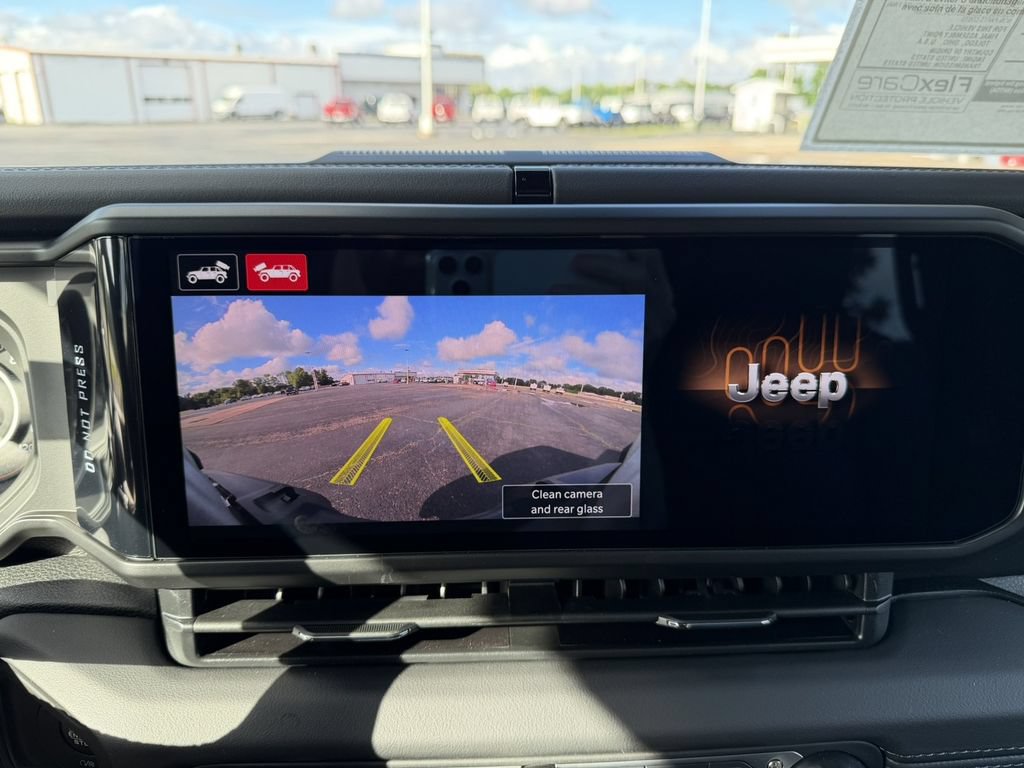 New 2026 Jeep Wrangler Unlimited Sahara AWD/4WD image 24