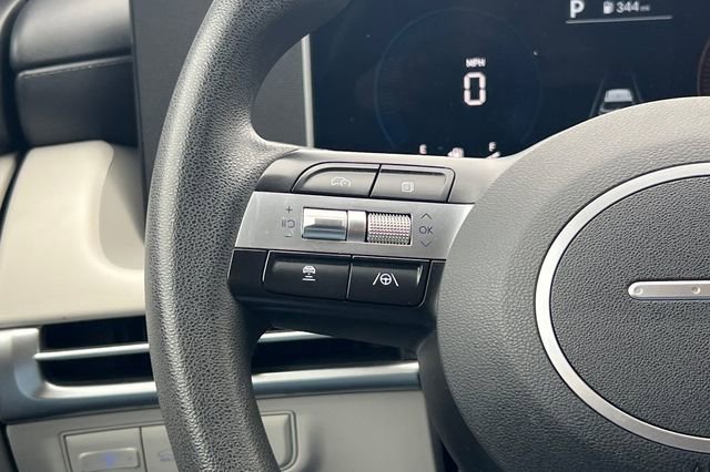Used 2025 Hyundai Tucson SEL FWD image 30