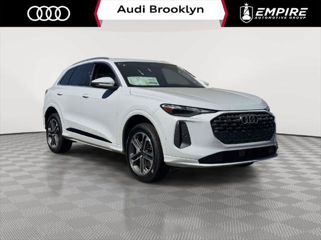 Used 2025 Audi Q5 Premium w/ Convenience Package