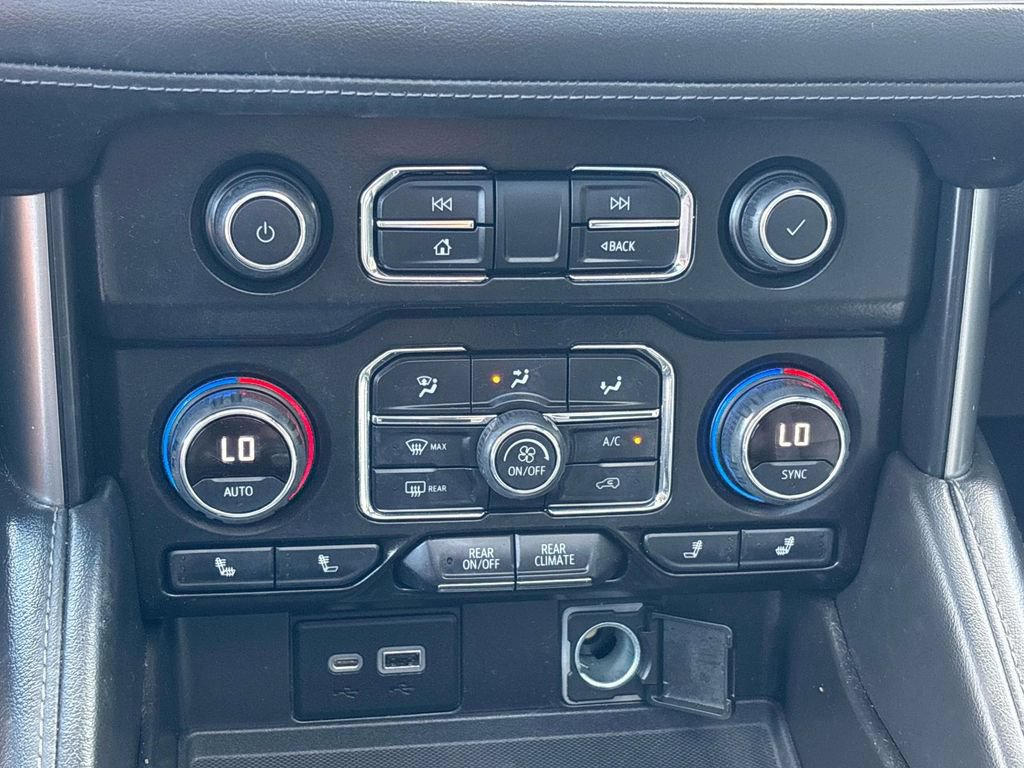 Used 2022 Chevrolet Tahoe LT w/ LT Signature Plus Package AWD/4WD image 30
