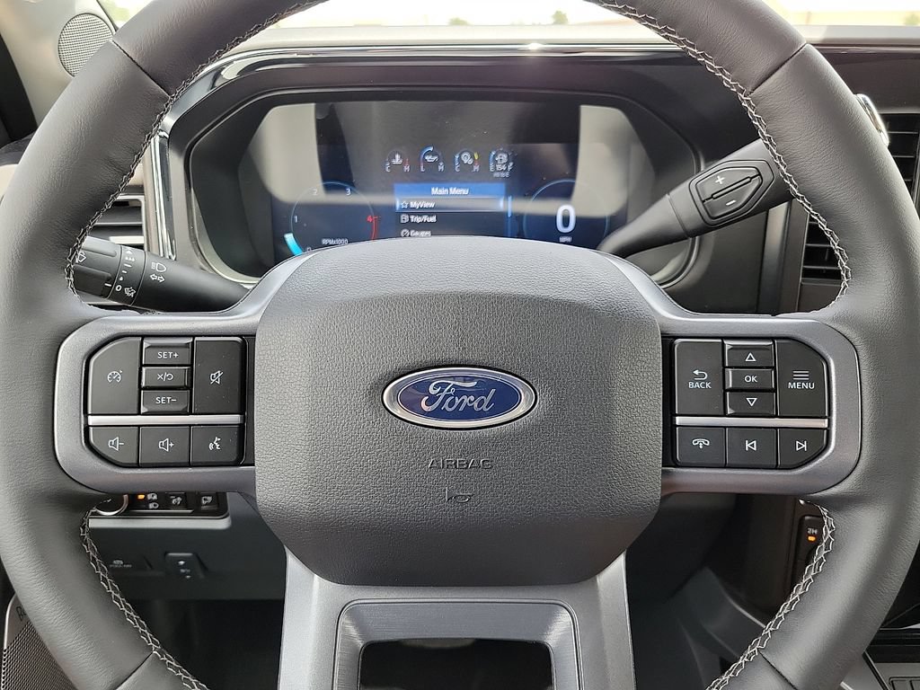 New 2026 Ford F250 Lariat w/ Black Appearance Package AWD/4WD image 24