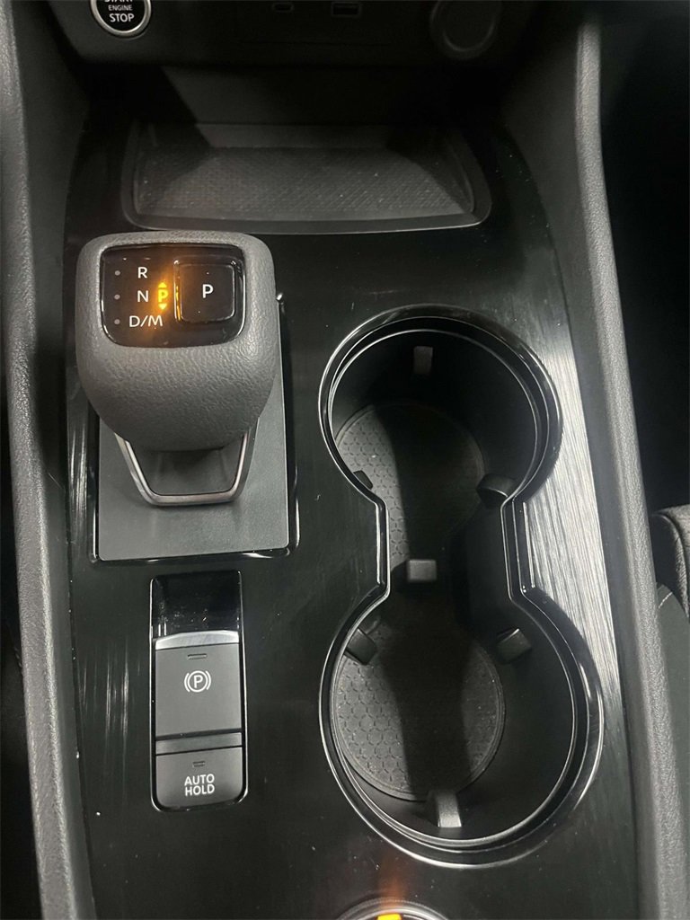 Used 2023 Nissan Rogue SV image 21