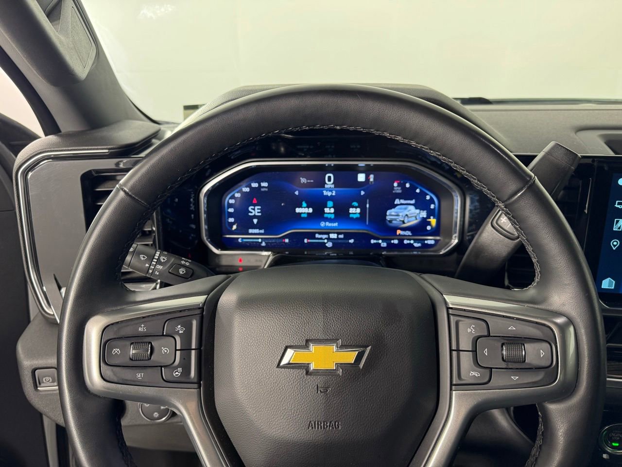 Used 2023 Chevrolet Silverado 1500 LT image 21