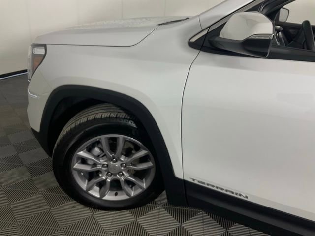 Used 2024 GMC Terrain SLT w/ Infotainment Package II image 40