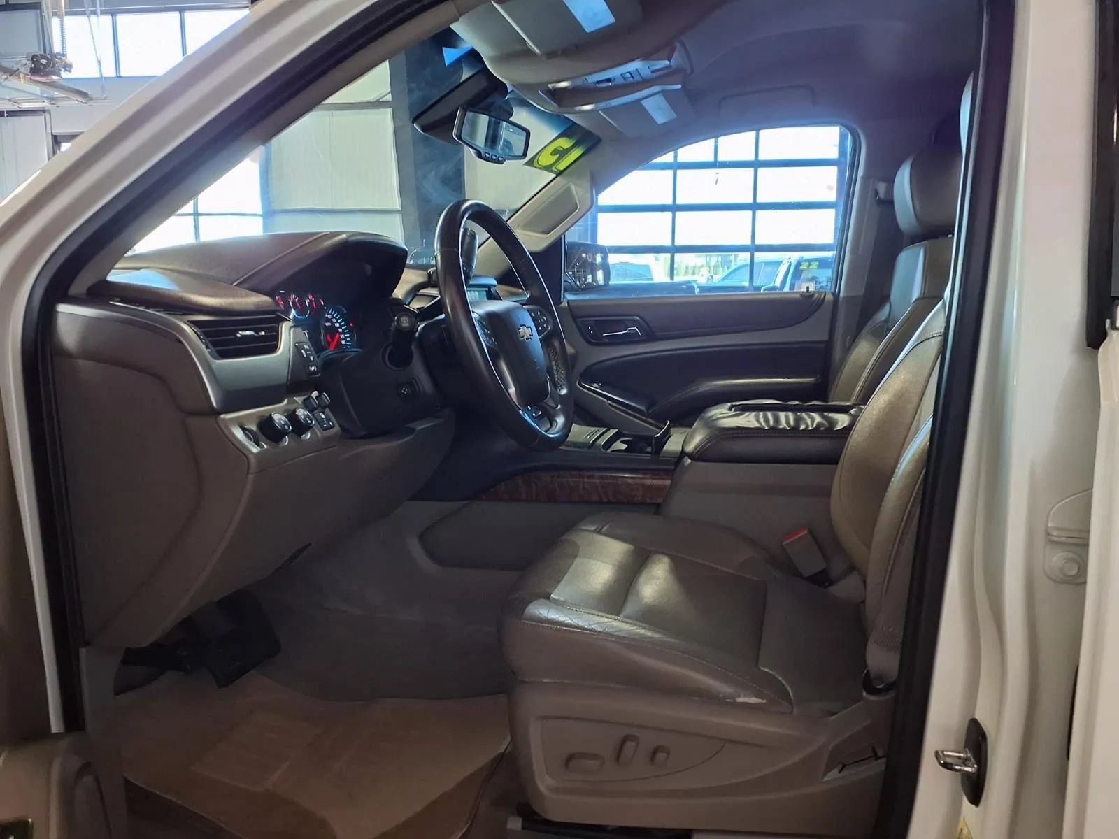 Used 2015 Chevrolet Tahoe LTZ w/ Texas Edition AWD/4WD image 19