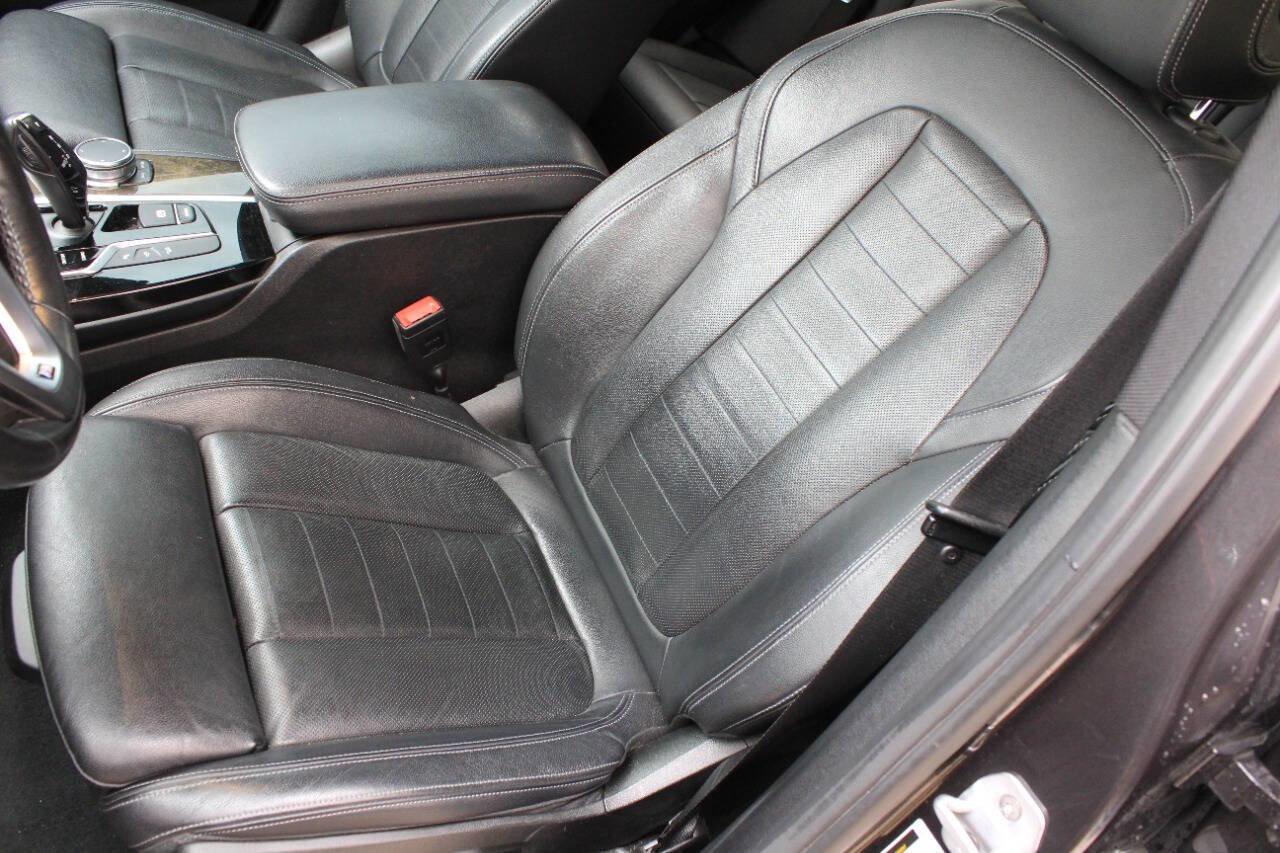 Used 2018 BMW X3 M40i image 11