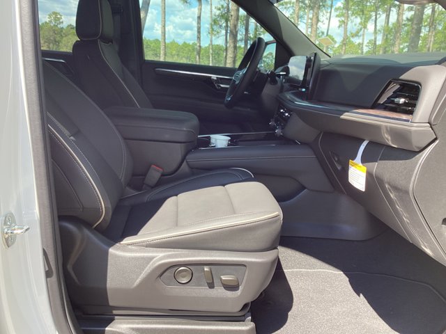 New 2025 Chevrolet Suburban Premier w/ Sun And Tow Package RWD image 25