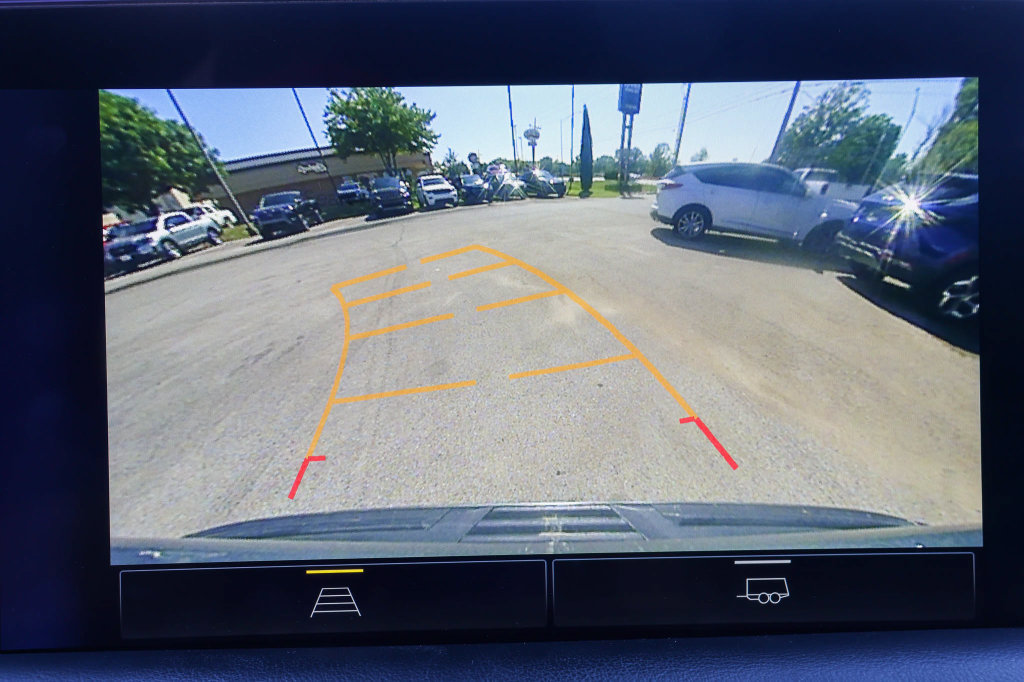 Used 2023 Chevrolet Tahoe Premier AWD/4WD image 37