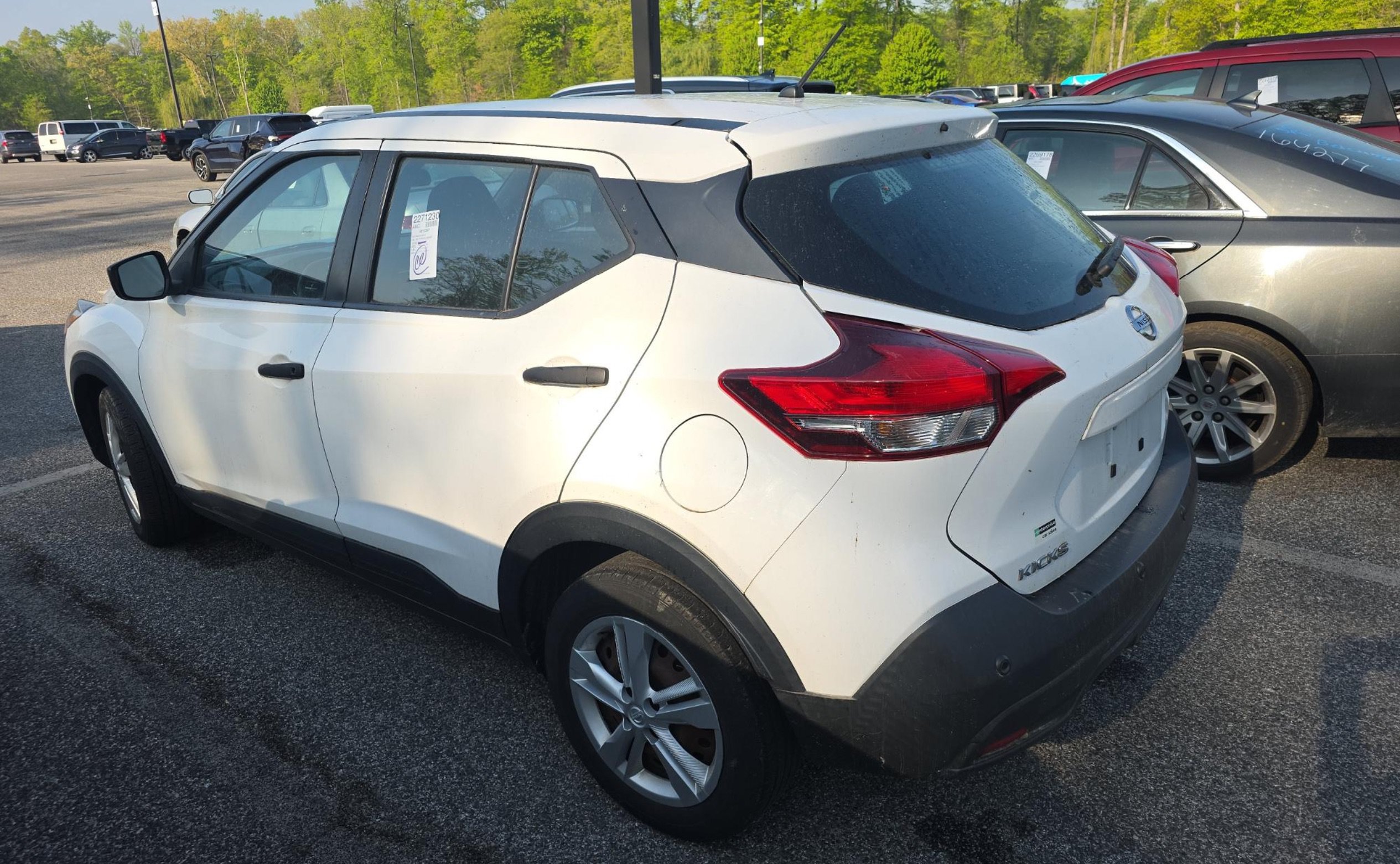 Used 2020 Nissan Kicks S FWD image 5