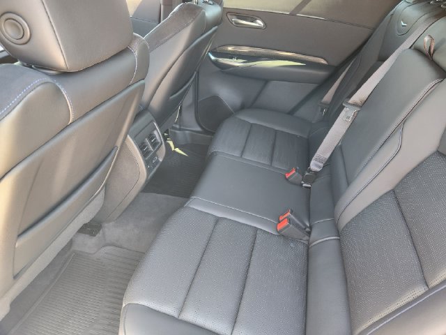 Used 2024 Cadillac XT4 Sport FWD image 31