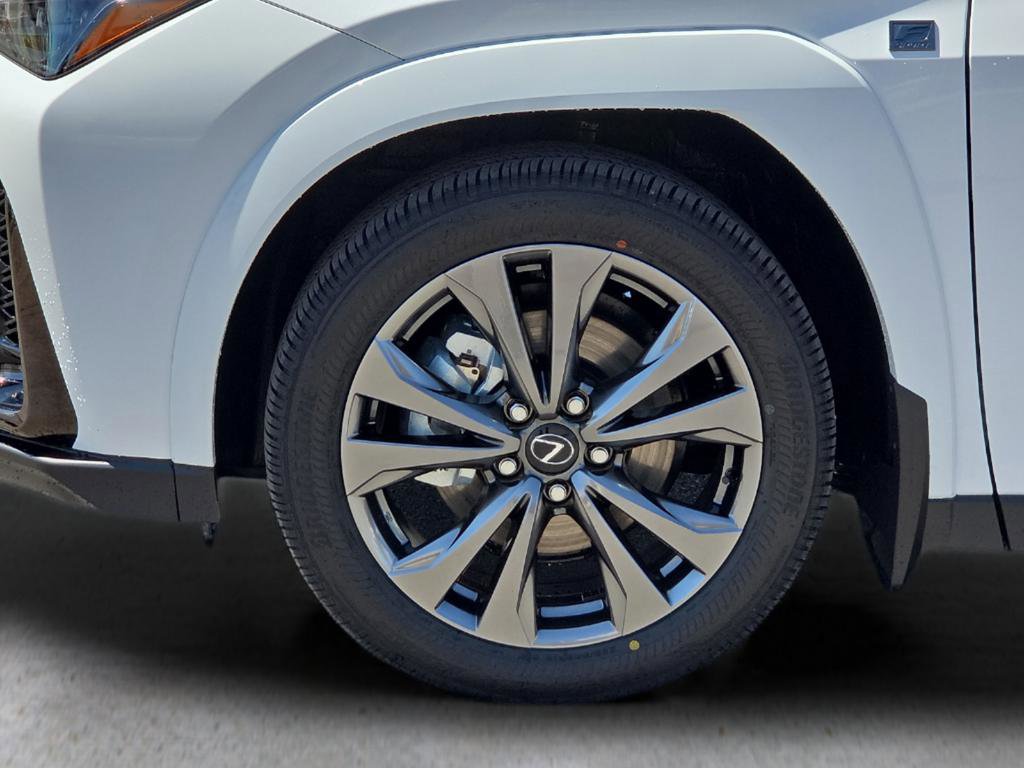 New 2026 Lexus UX 300h FWD image 9