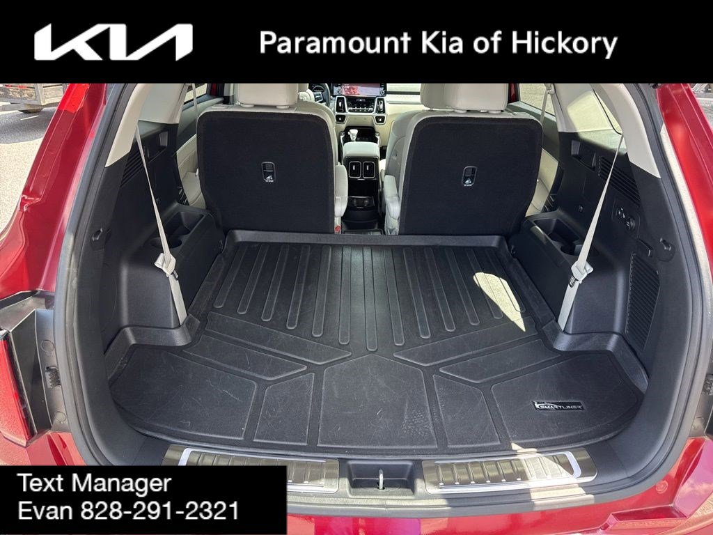 Used 2023 Kia Sorento SX AWD/4WD image 10