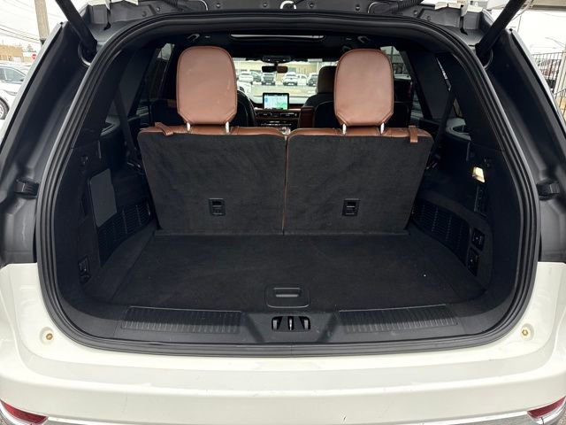 Certified 2023 Lincoln Aviator Reserve w/ Equipment Group 201A image 27