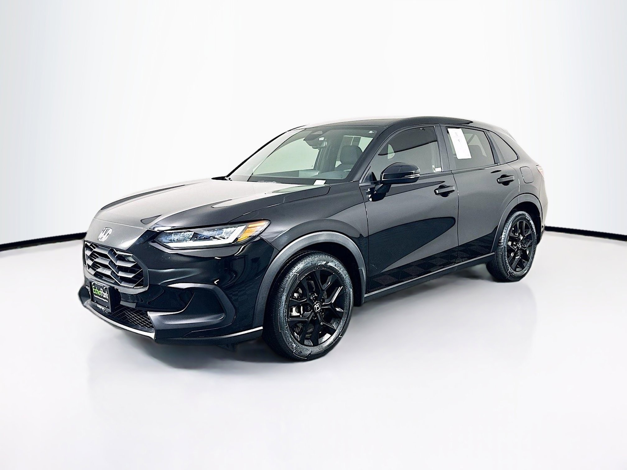 Used 2023 Honda HR-V Sport image 3