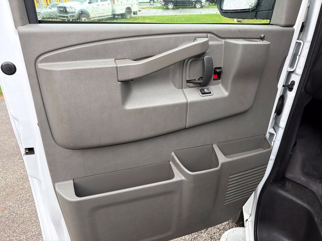 Used 2025 GMC Savana 2500 w/ Driver Convenience Package RWD image 14