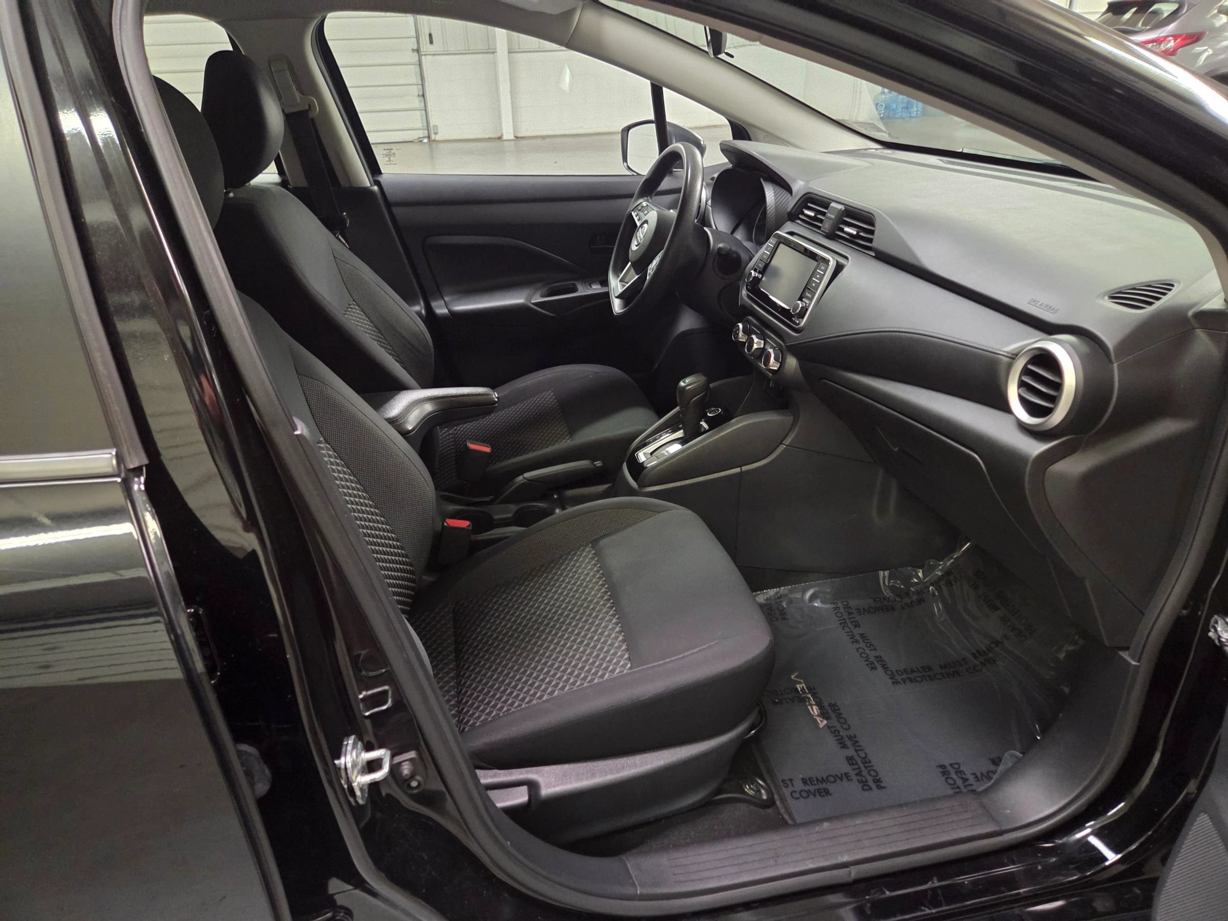 Used 2020 Nissan Versa S FWD image 29