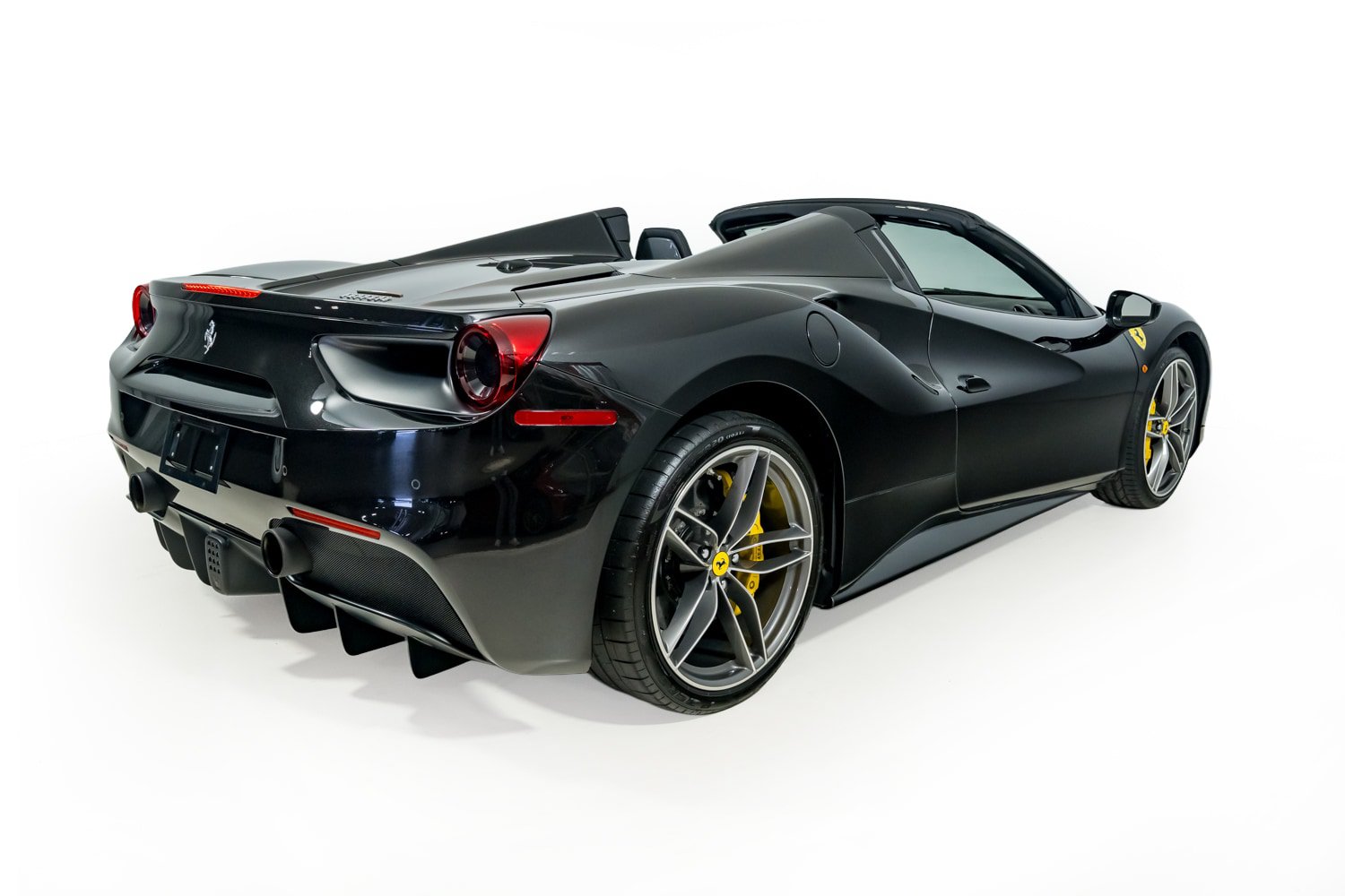Certified 2017 Ferrari 488 Spider RWD image 19
