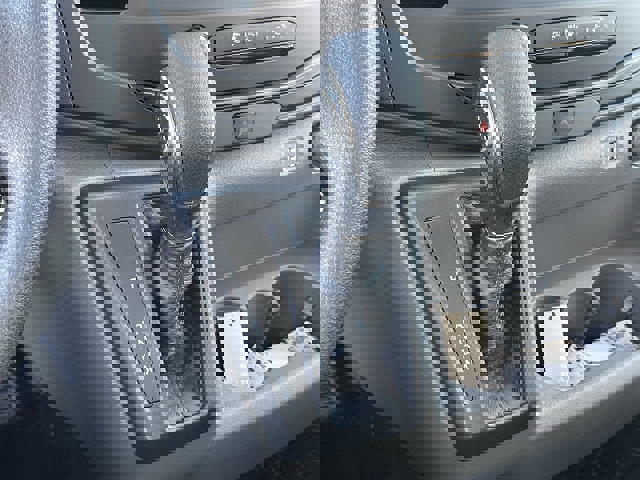 New 2025 Ford Transit 150 148 Medium Roof image 19