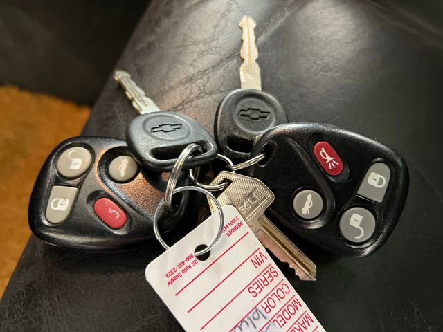 Used 2005 Chevrolet SSR Base w/ Preferred Equipment Group image 25