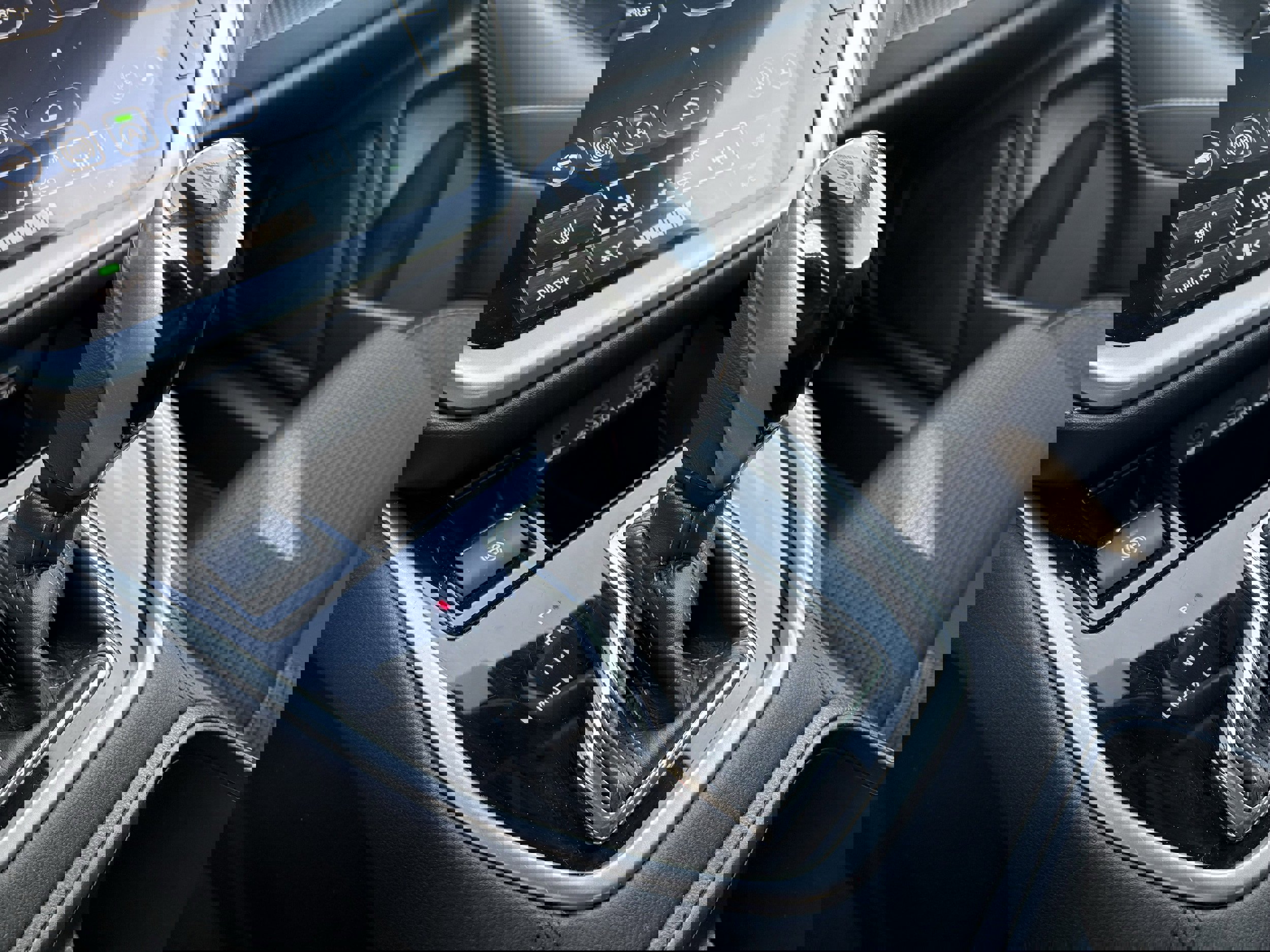 Certified 2025 Subaru Outback Premium image 21