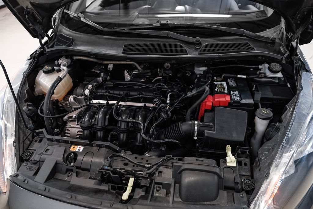 Used 2019 Ford Fiesta SE FWD image 39