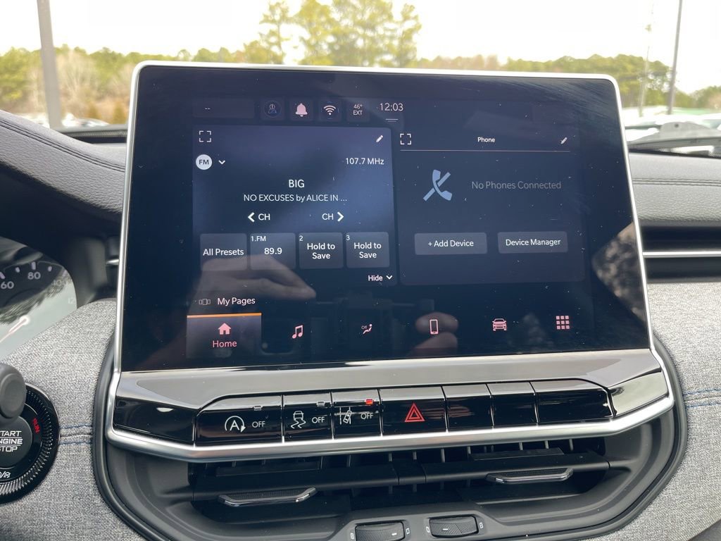 Used 2024 Jeep Compass Sport image 10