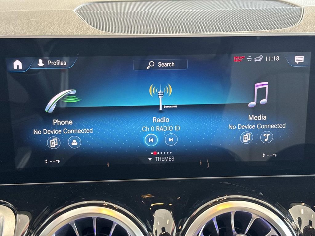 Used 2021 Mercedes-Benz GLB 250 image 25