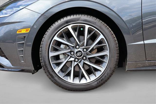 Certified 2023 Hyundai Sonata Limited FWD image 9