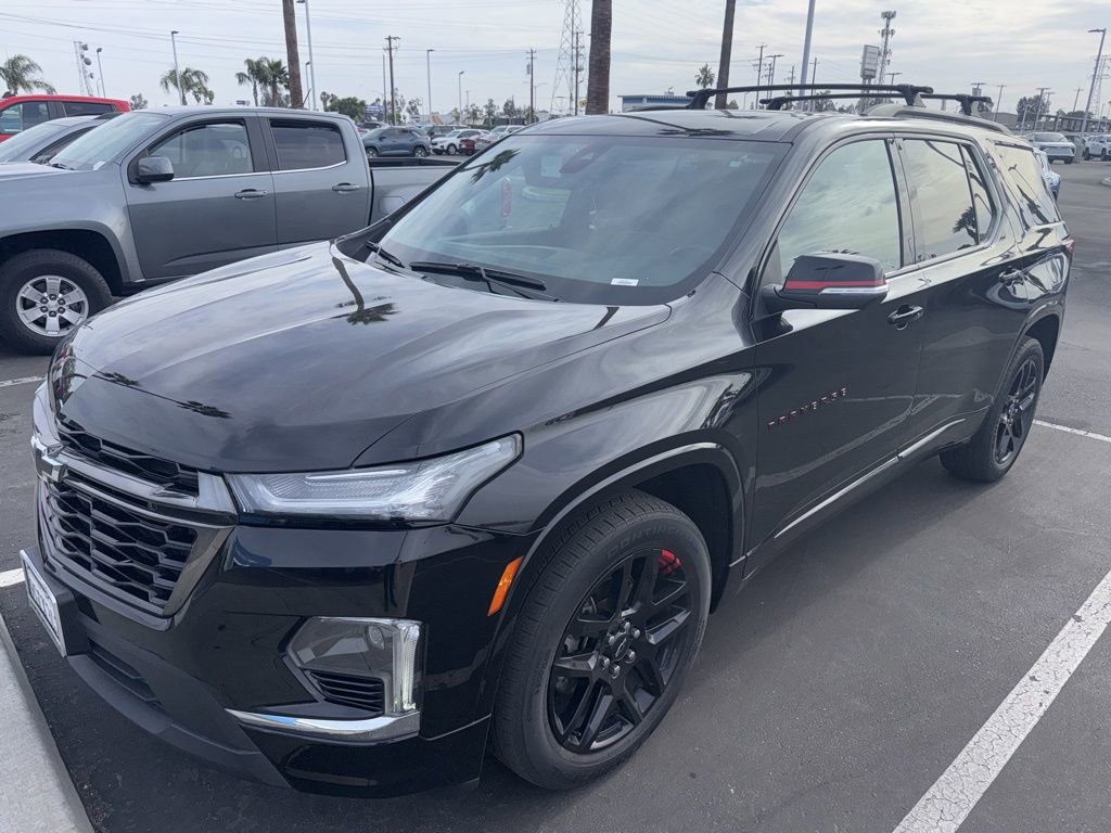 Certified 2023 Chevrolet Traverse Premier w/ Redline Edition FWD image 24