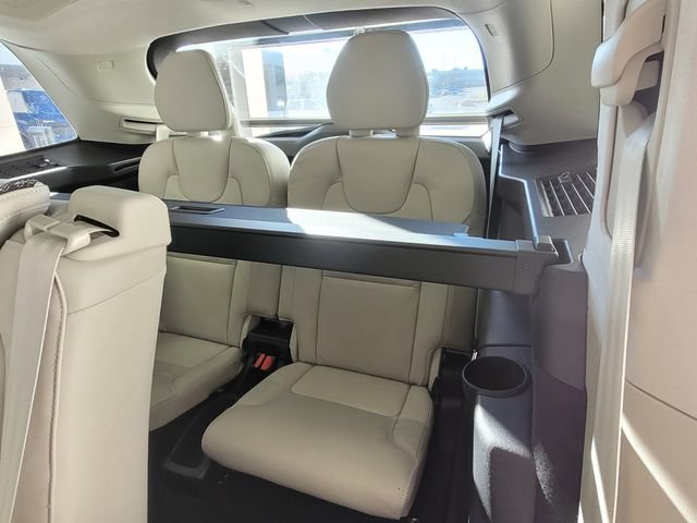 New 2026 Volvo XC90 B6 Ultra w/ Lounge Package AWD/4WD image 15