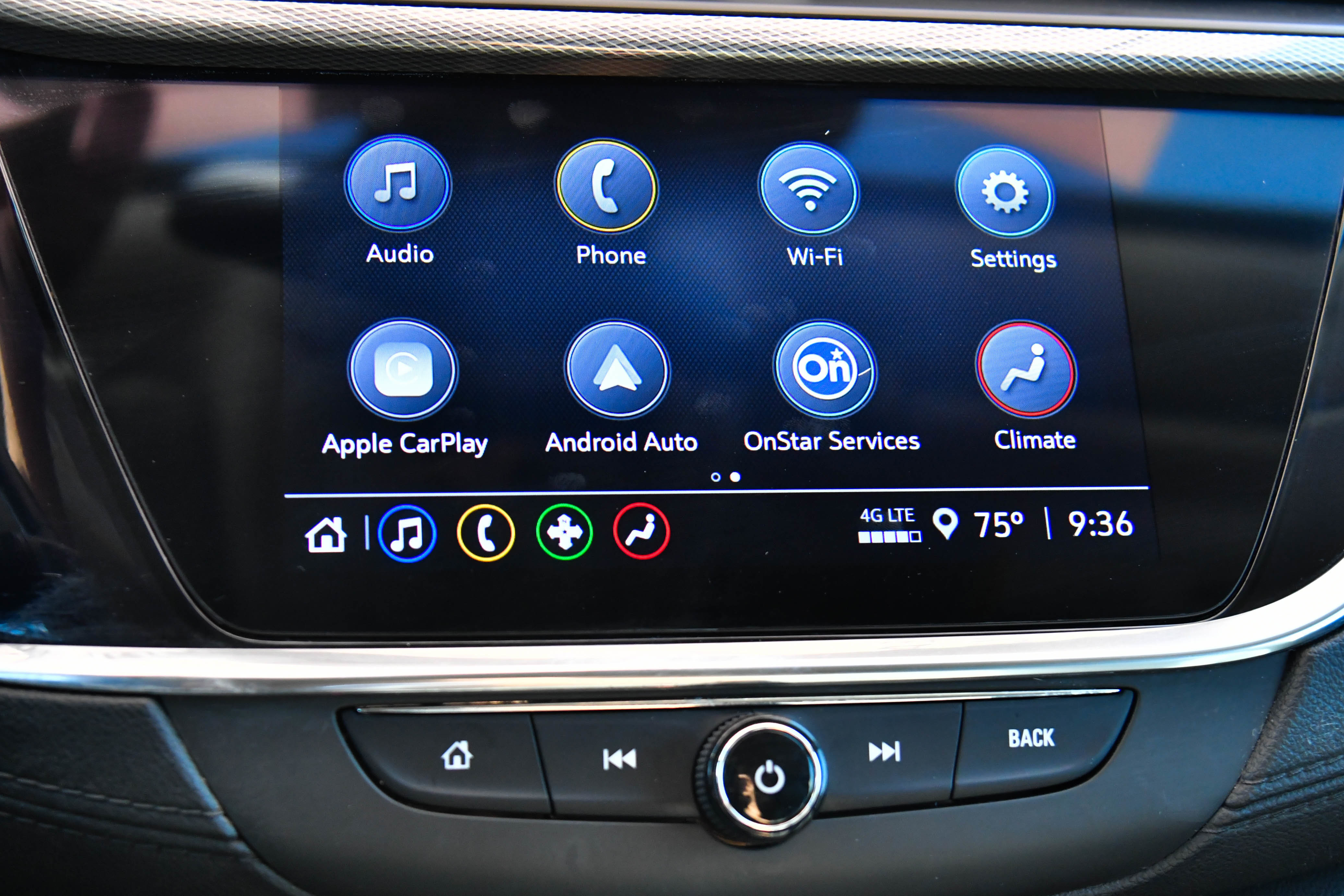 Used 2023 Buick Encore GX Select w/ Sport Touring Package image 19