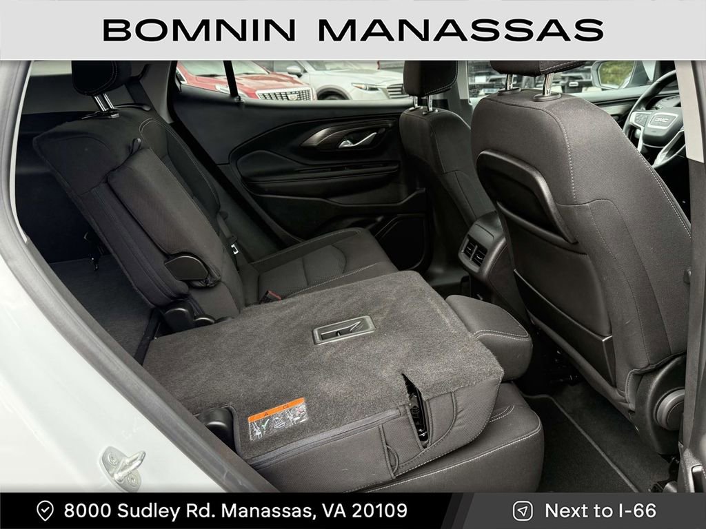 Used 2022 GMC Terrain SLE w/ Driver Convenience Package image 11