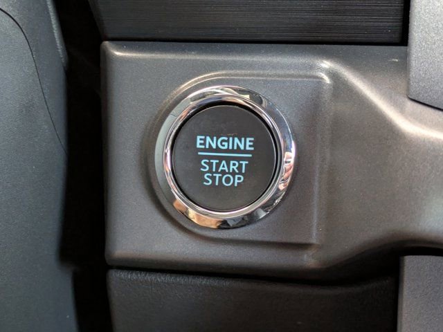 New 2025 Ford F150 XLT w/ Equipment Group 303A High image 32