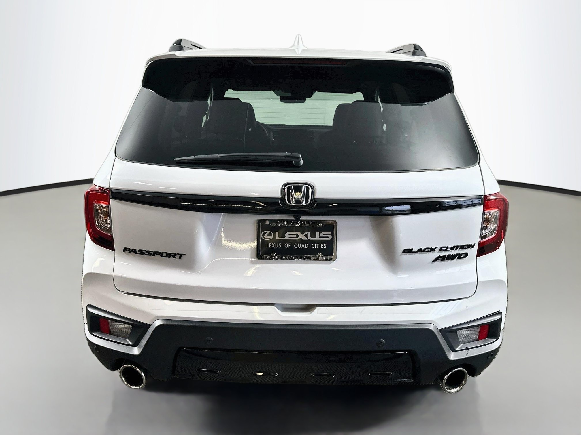Used 2024 Honda Passport Black Edition image 6
