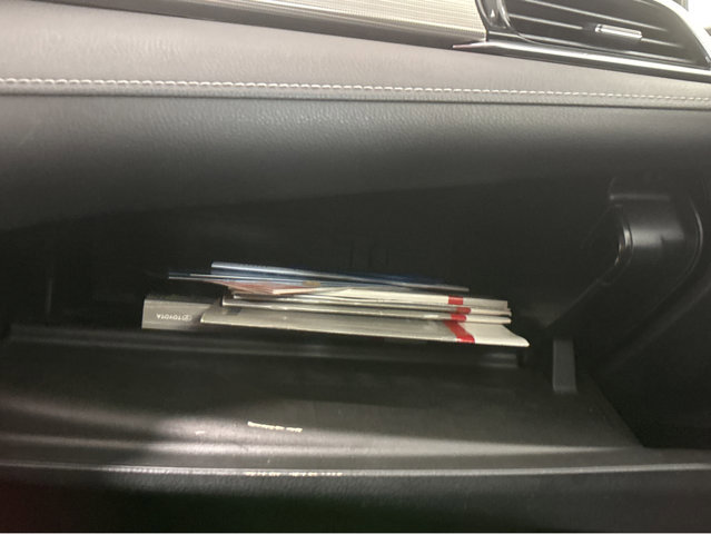 Used 2018 Toyota Camry SE image 37