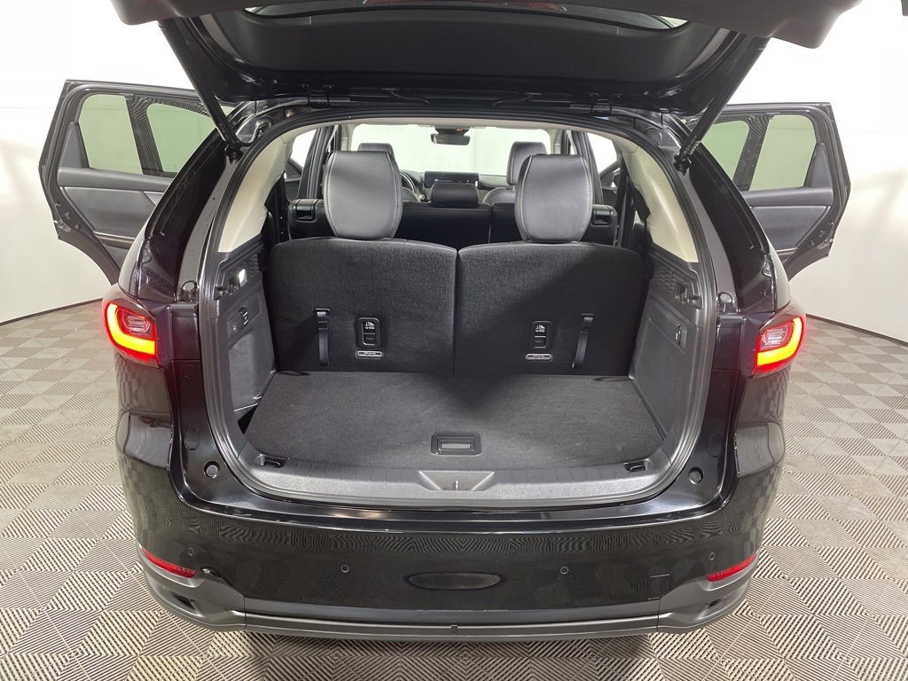Used 2025 MAZDA CX-90 Plug-In Hybrid w/Premium Sport image 22