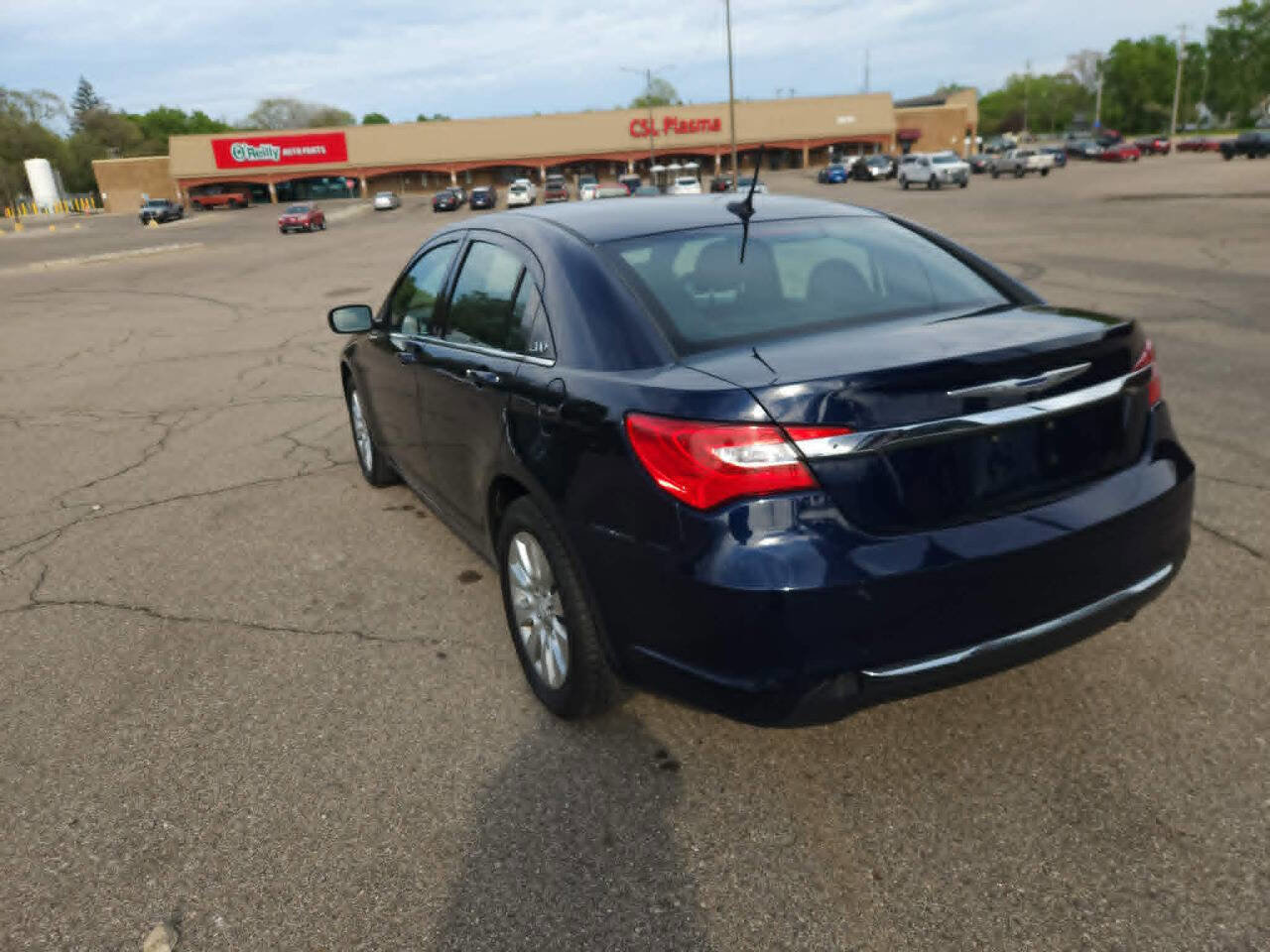 Used 2013 Chrysler 200 LX FWD image 6