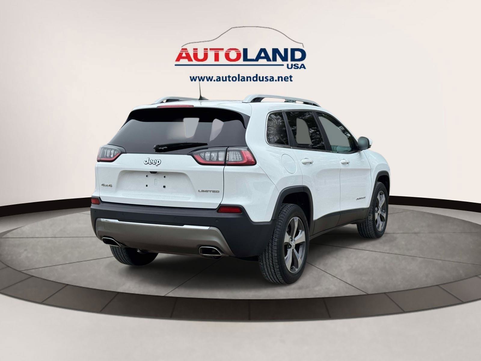 Used 2019 Jeep Cherokee Limited AWD/4WD image 4