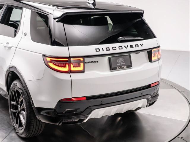 New 2026 Land Rover Discovery Sport Landmark AWD/4WD image 31