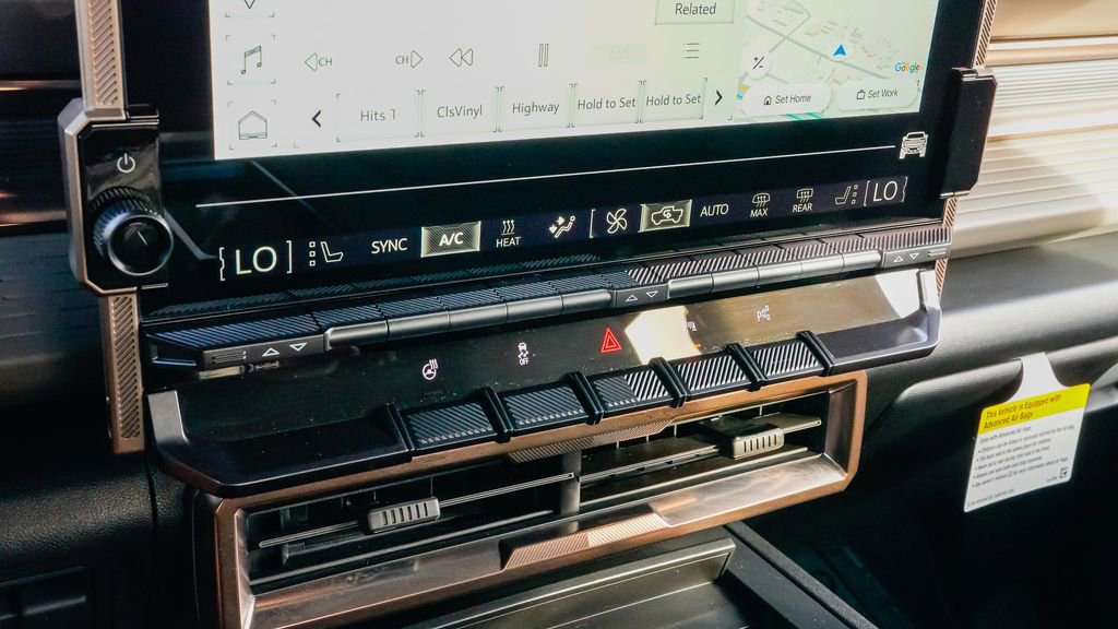 Used 2025 GMC Hummer EV 2X image 19