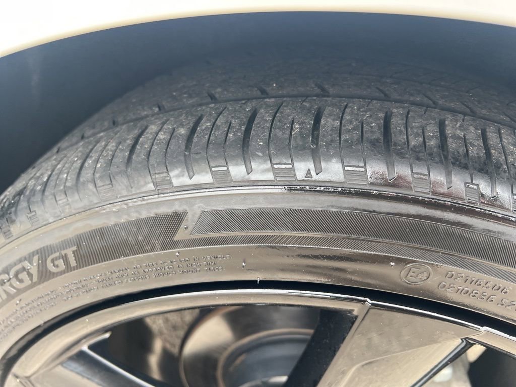 Certified 2024 Nissan Sentra SR FWD image 42