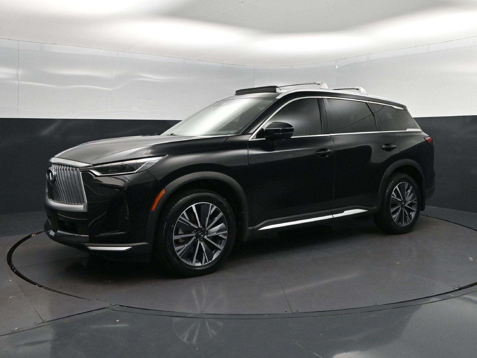 Used 2026 INFINITI QX60 Luxe w/ Cargo Package FWD image 3