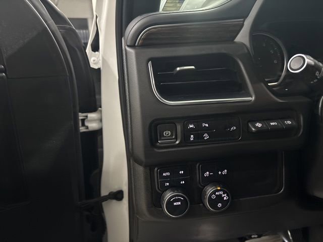 Used 2021 Chevrolet Tahoe High Country AWD/4WD image 17