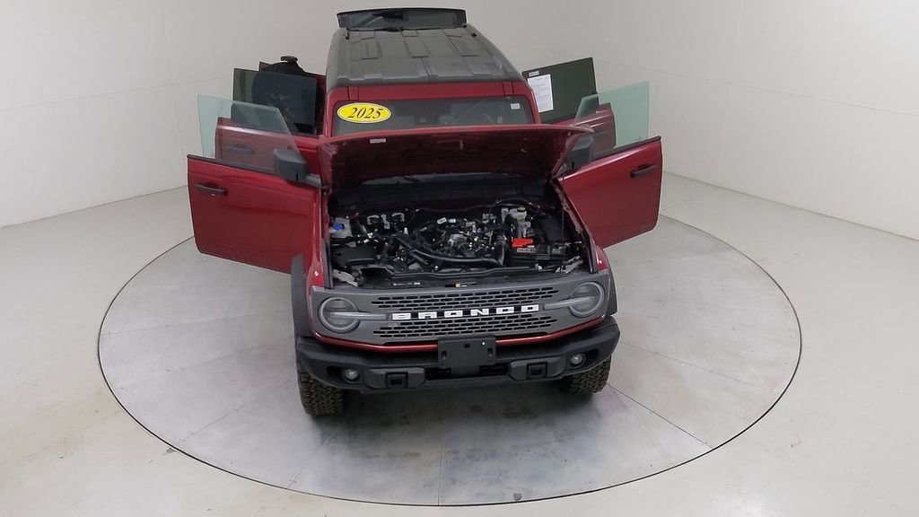 Certified 2025 Ford Bronco Badlands image 45