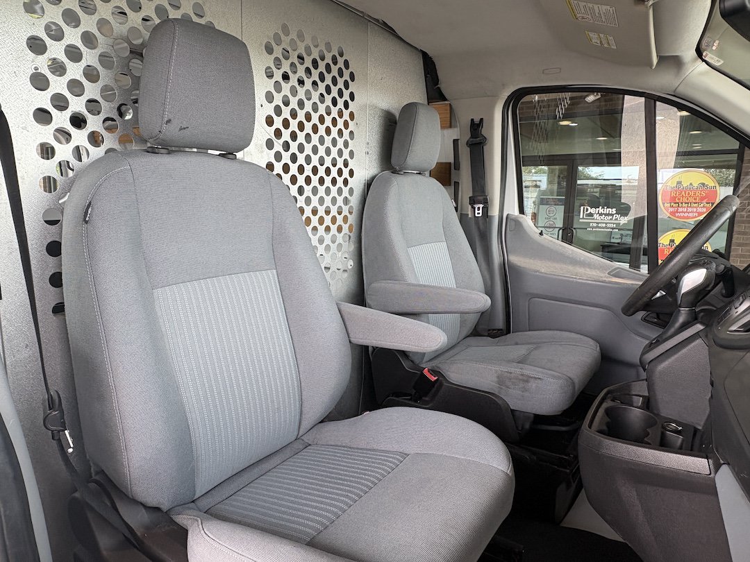 Used 2016 Ford Transit 250 130 Low Roof w/ Exterior Upgrade Package RWD image 21