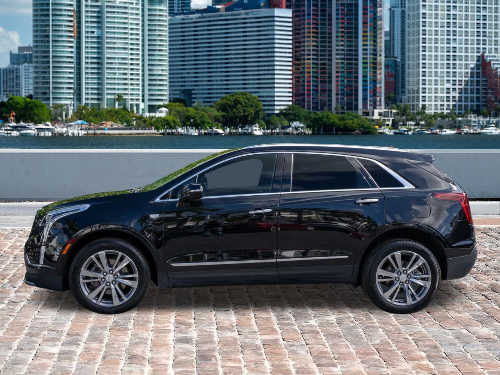 Used 2025 Cadillac XT5 Premium Luxury image 8