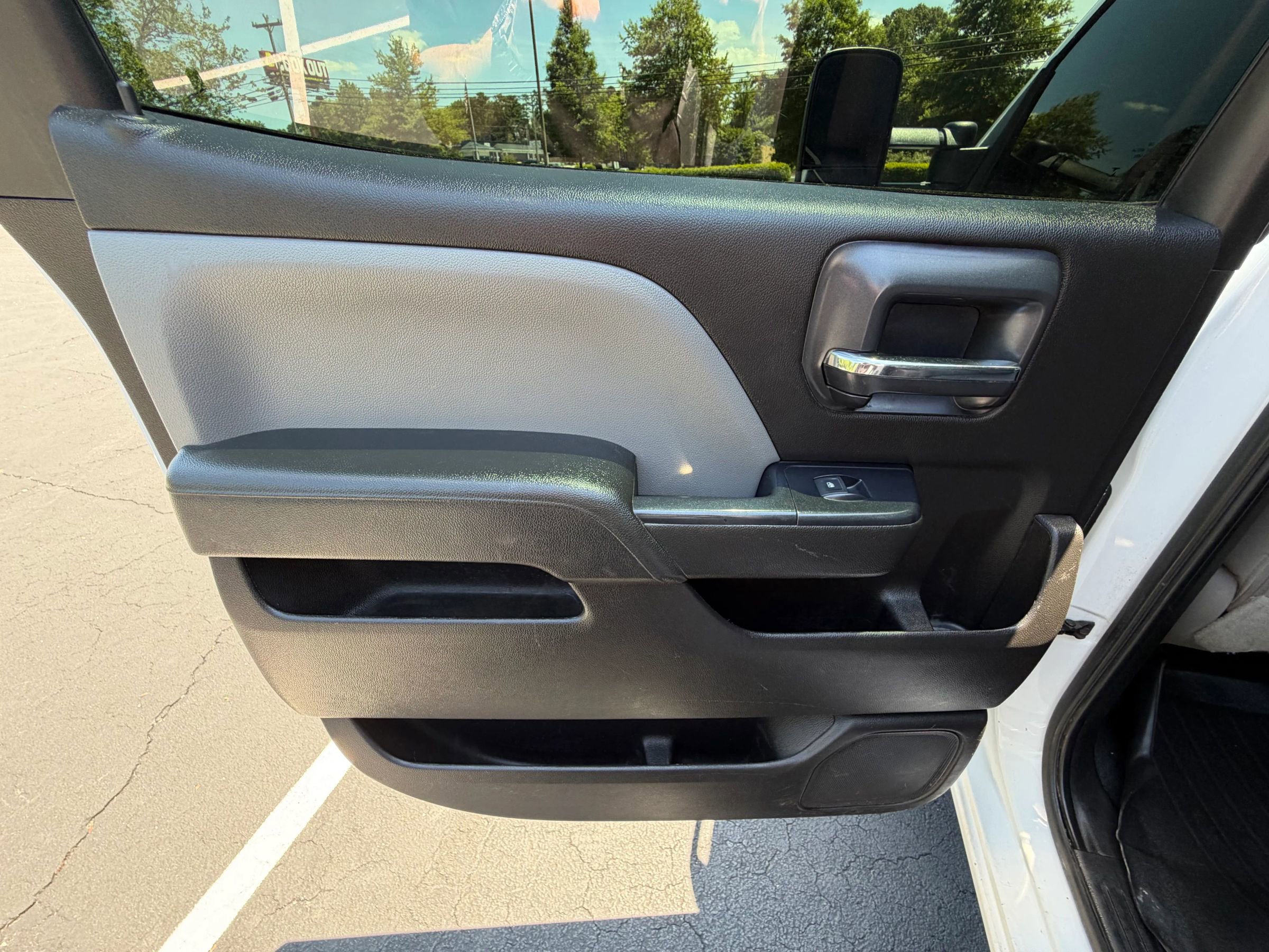 Used 2019 Chevrolet Silverado 3500 W/T AWD/4WD image 17