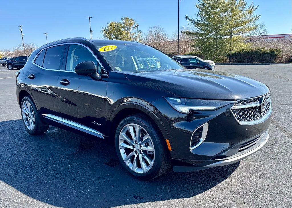 Used 2023 Buick Envision Avenir image 9