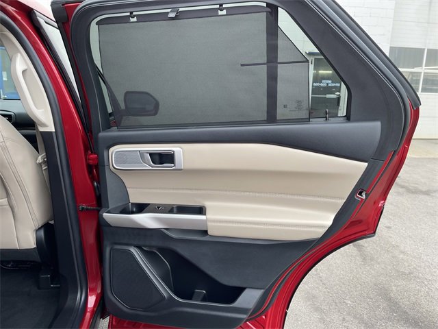 Used 2022 Ford Explorer Limited w/ Equipment Group 301A image 33