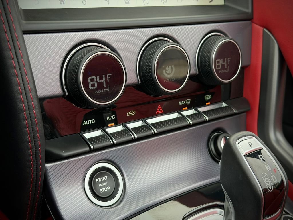 Used 2022 Jaguar F-TYPE P450 image 30